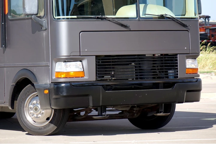 $14695 : 2000 Fleetwood Bounder image 2