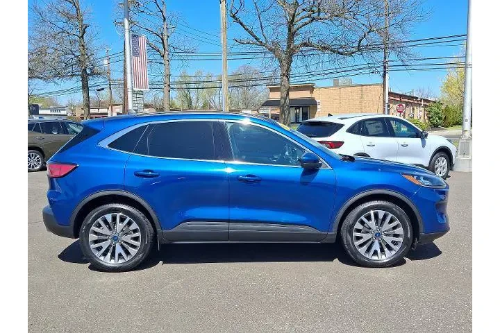 $24995 : Ford Escape 2022 AWD Titaniu image 7