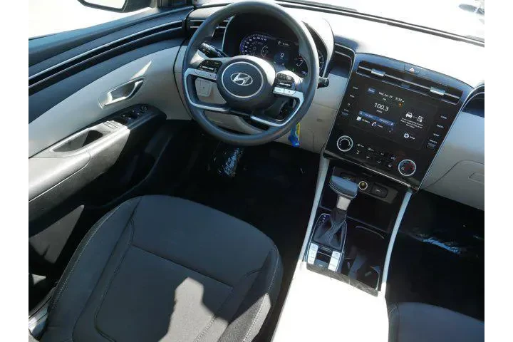 $22150 : Hyundai TUCSON 2023 AWD SE 4 image 9