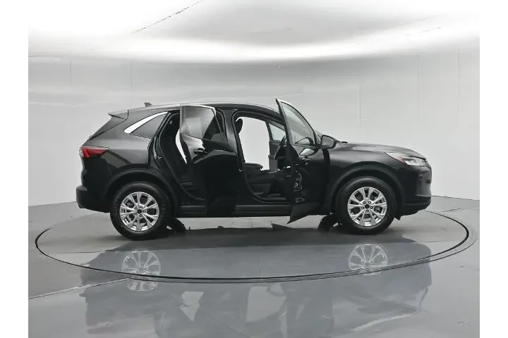 $21900 : Ford Escape 2023 AWD Active image 4