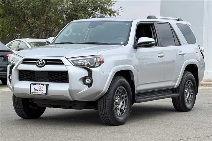 $38550 : 4Runner SR5 Premium image 10