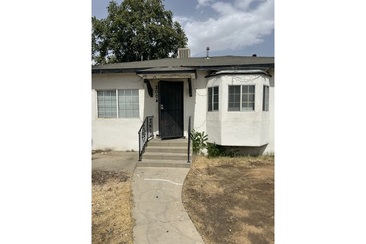 $1150 : 2 bdrm 1 bath duplex for rent image 6