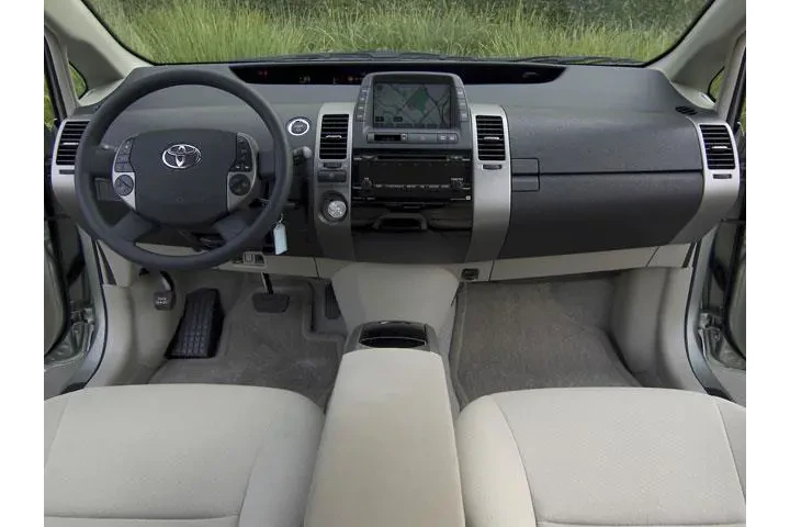 $170 : Toyota Prius 2008 Touring 4d image 4