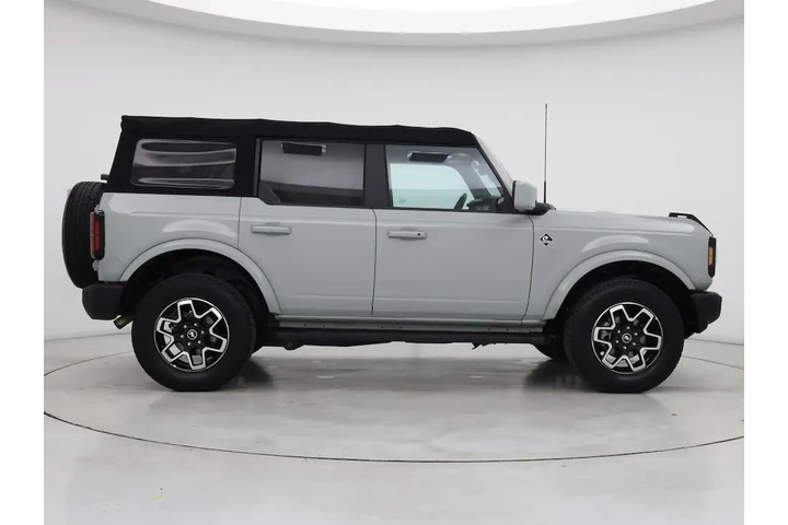 $32998 : Ford Bronco 2021 4x4 Outer B image 7