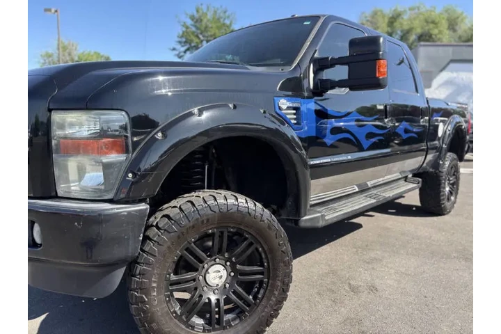 2009 F-350 Super Duty Harley- image 5