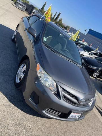 $6744 : 2011 TOYOTA COROLLA image 3