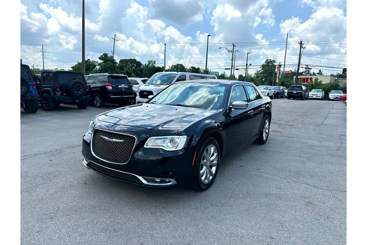 $11780 : 2016 300 4dr Sdn 300C AWD image 6