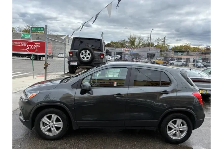 $13995 : 2020 Trax LS image 5