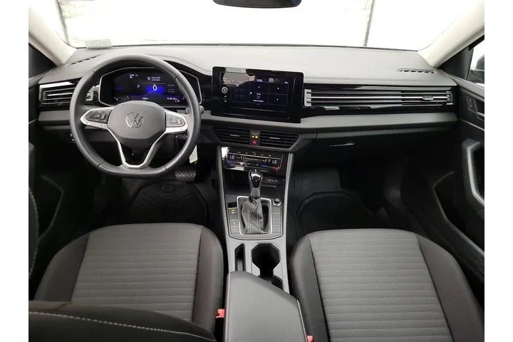 $20998 : Volkswagen Jetta 2025 S 4dr image 9