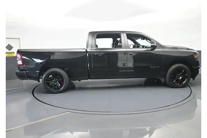 $29859 : Ram 1500 2021 4x4 Big Horn 4 image 7