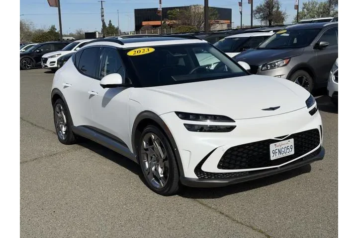 $33992 : Genesis GV60 2023 AWD Perfor image 4