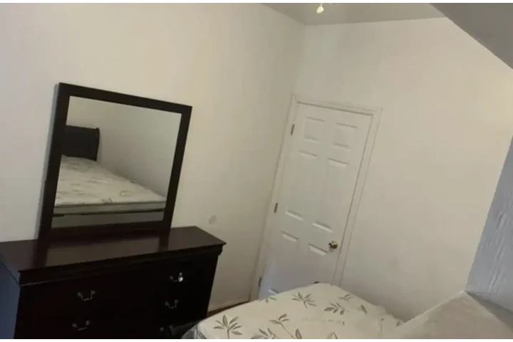 $750 : Cuarto para rentar image 2