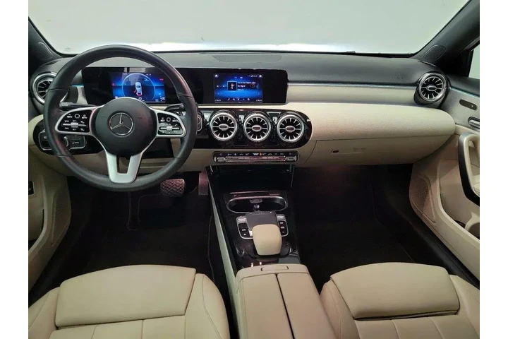 $23998 : Mercedes-Benz A-Class 2019 A image 9
