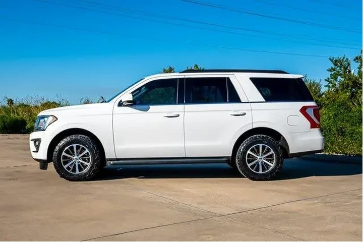 $20301 : Ford Expedition 2019 4x2 XLT image 5