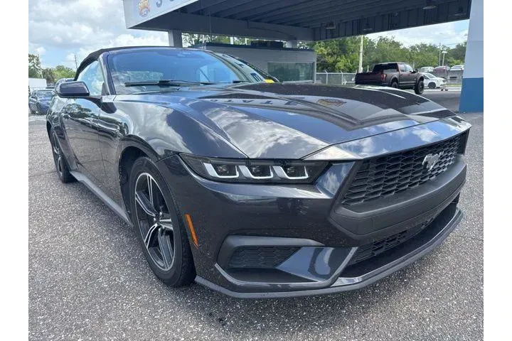 $17394 : Chevrolet Malibu 2024 LT 4dr image 4