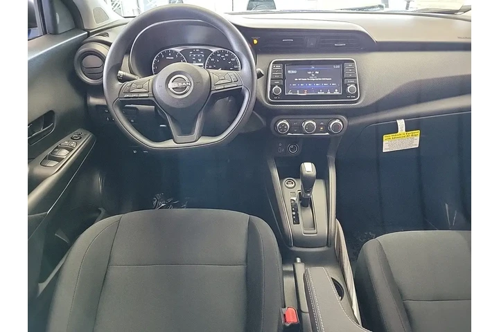 $21925 : Nissan Kicks 2024 S 4dr Cros image 10