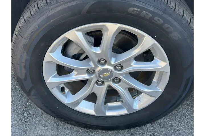 $17136 : Chevrolet Equinox 2021 4x4 L image 8