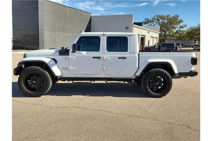 $28995 : Jeep Gladiator 2020 4x4 Over image 2