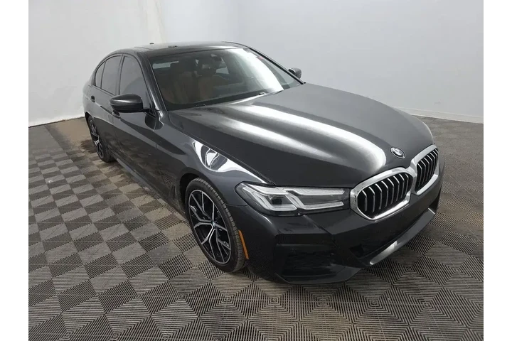 $34393 : BMW 5 Series 2023 AWD 530i x image 3