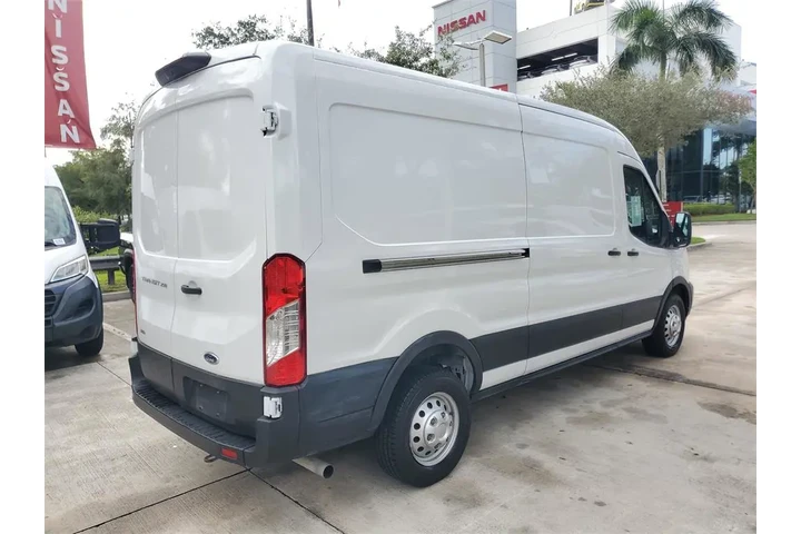 $35995 : Ford Transit 2023 AWD 250 3d image 6