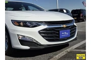 $21777 : Chevrolet Malibu 2025 LT 4dr thumbnail