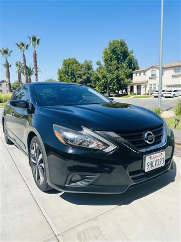 $7950 : VENDO NISSAN ALTIMA SR 2017 image 1