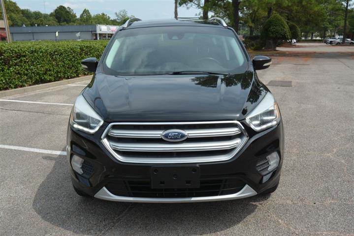 2017 Escape Titanium image 3