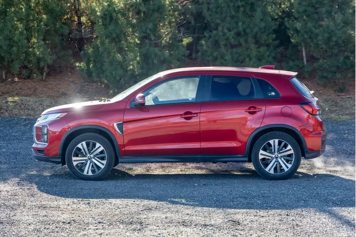 $16995 : Mitsubishi Outlander Sport 2 image 4