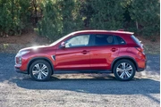 $16995 : Mitsubishi Outlander Sport 2 thumbnail