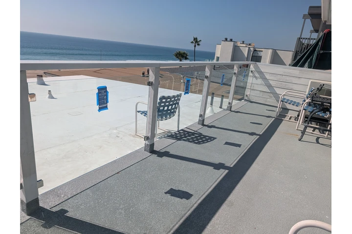 SHOWER DOORS, Ventanas y más. image 8