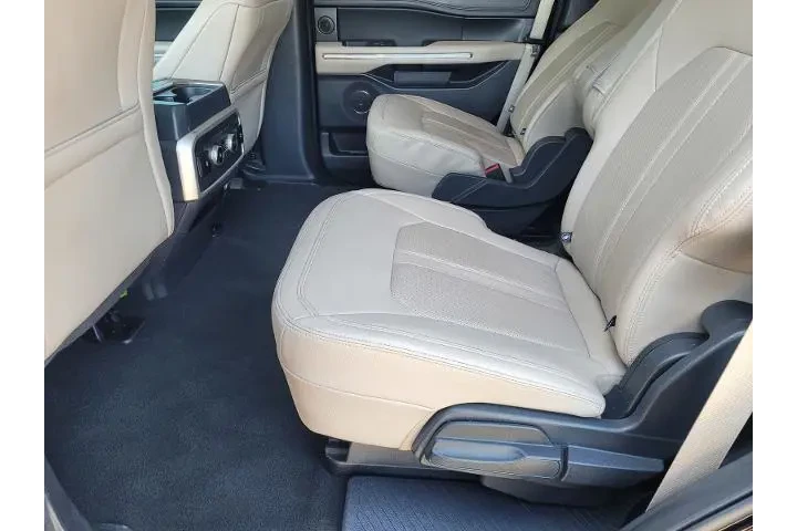$38898 : Ford Expedition 2024 4x2 Lim image 10