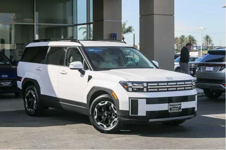 $34498 : Hyundai SANTA FE 2025 SEL 4d image 2