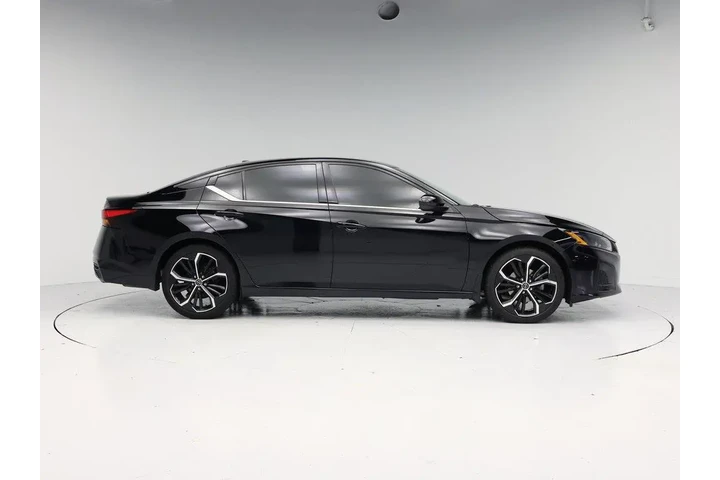 $22998 : Nissan Altima 2023 2.5 SR 4d image 7