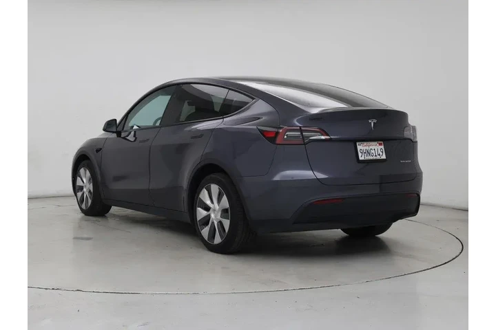 $35998 : Tesla Model Y 2023 AWD Long image 2