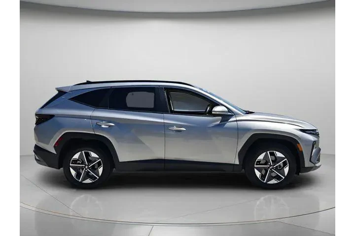 $26784 : Hyundai TUCSON 2025 SEL Conv image 5