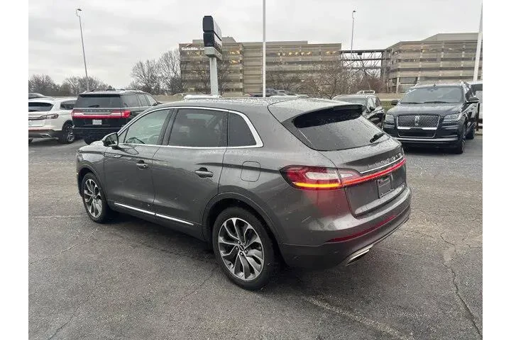 $31485 : Lincoln Nautilus 2023 AWD Re image 5