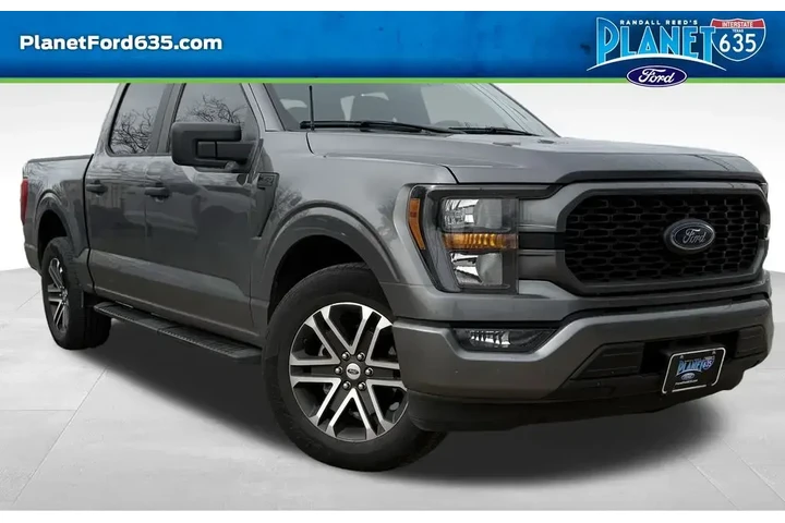 $31349 : Ford F-150 2023 4x2 XL 4dr S image 1
