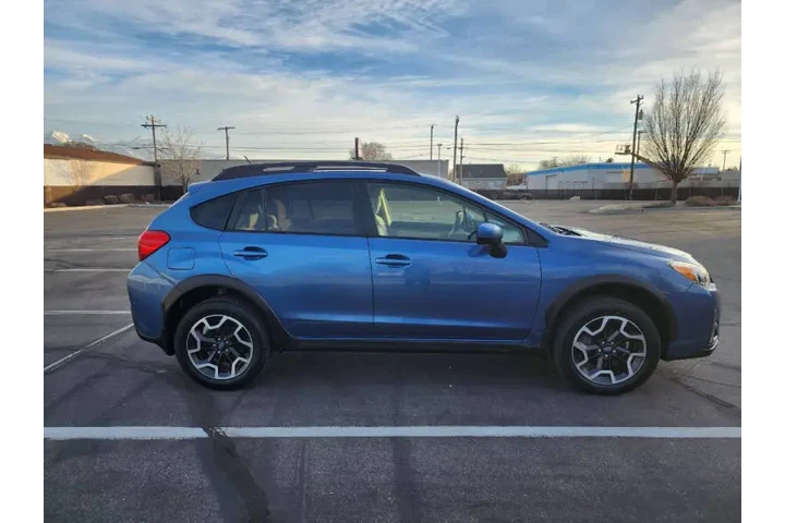 $13200 : 2017 Crosstrek 2.0i Premium image 10