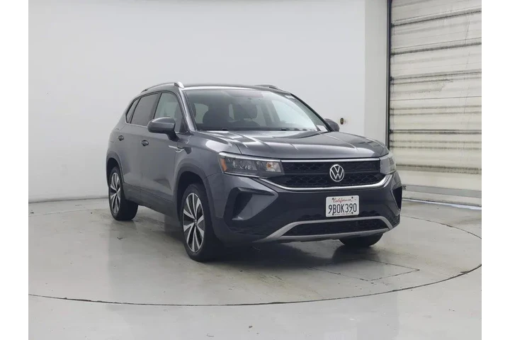 $18998 : Volkswagen Taos 2022 SE 4dr image 1