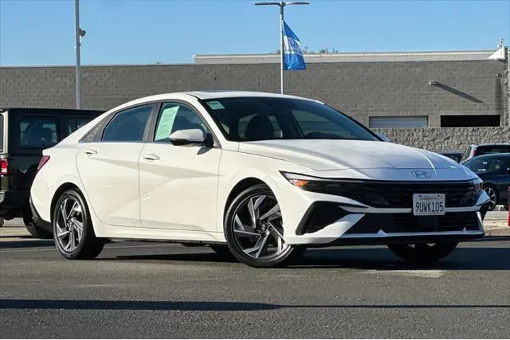 $29359 : Hyundai ELANTRA Hybrid 2025 image 1
