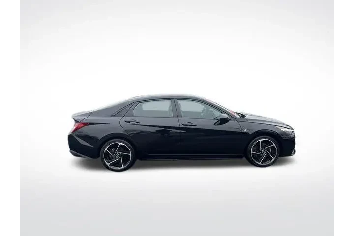 $21964 : Hyundai ELANTRA 2023 N Line image 6