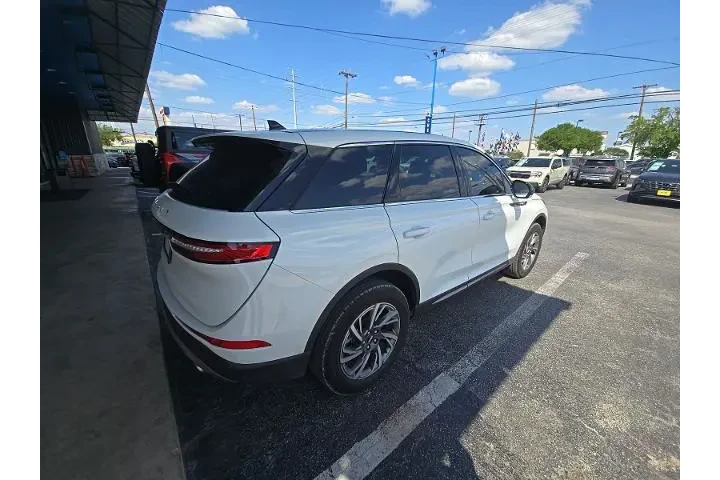 $32895 : Lincoln Corsair 2024 Premier image 3