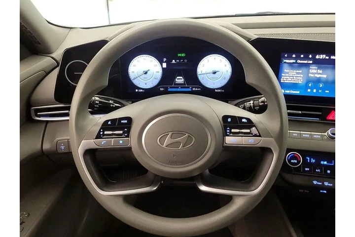 $18998 : Hyundai ELANTRA 2024 SEL 4dr image 10