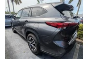 $33990 : Toyota Highlander 2022 XLE 4 thumbnail
