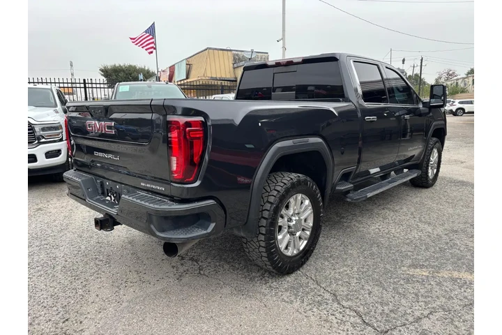 2020 GMC Sierra 2500HD Denali image 4