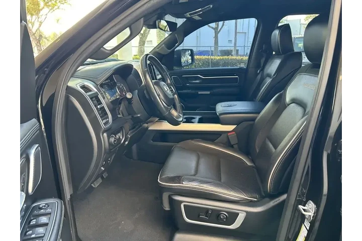 $27572 : Ram 1500 2019 4x2 Laramie 4d image 5