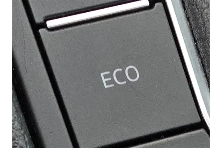 $16608 : Volkswagen Jetta 2022 SE 4dr image 10