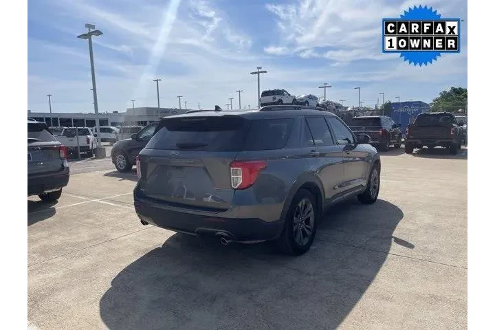 $30859 : Ford Explorer 2023 XLT 4dr S image 2