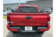 $28000 : Toyota Tacoma 2022 4x2 SR 4d thumbnail