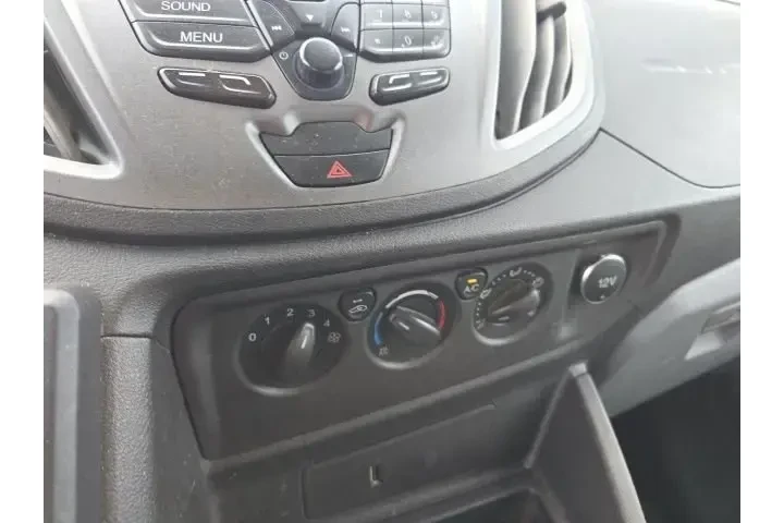 $19624 : Ford Transit 2019 250 3dr LW image 9